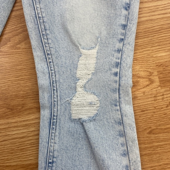 Yoga Jeans Alex Classic Rise Bootcut Gabby Wash Cotton Jeans - Picture 6 of 16